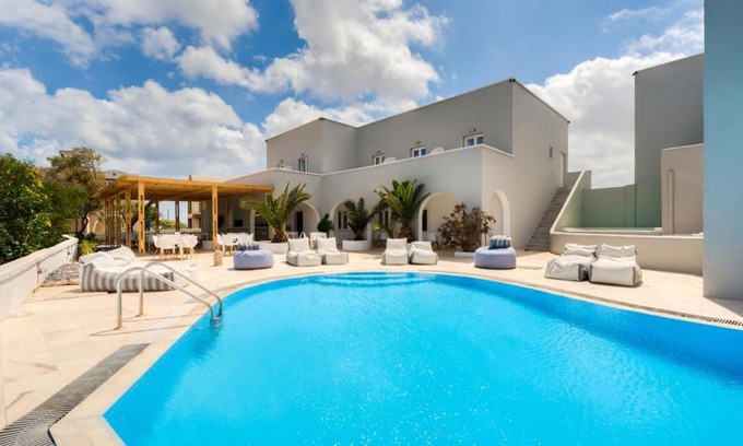 Monolithos Hotel | Anamar Santorini