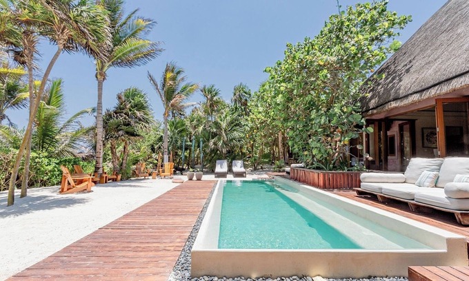 Chacchoben Villa | ANANA Casa Cantarena | Beachfront & Meals included