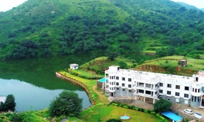 Kumbhalgarh Hotel | Anargh Holidays Inn