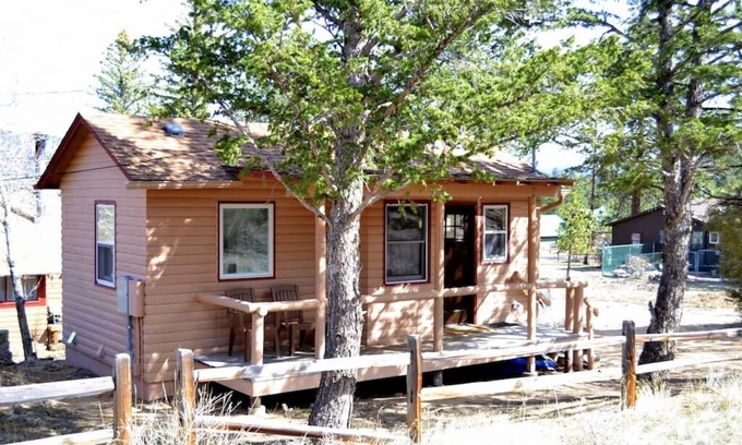 Estes Park Cabin | Anasazi Cabin - Charming cabin for 2 free WiFi