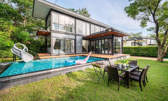 Huai Yai Villa | AnB Loft poolvilla 3BR/3bath close Jomtian beach