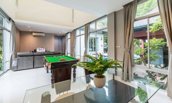 Na Chom Thian Villa | AnB Pool Villa 2BR Red in Pattaya