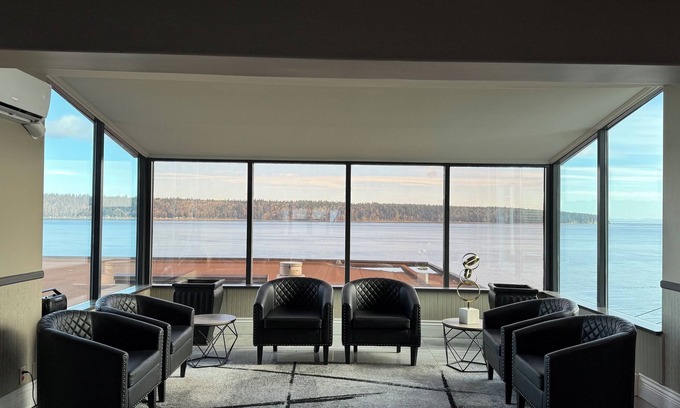 Campbell River Hotel | Anchor Inn And Suites