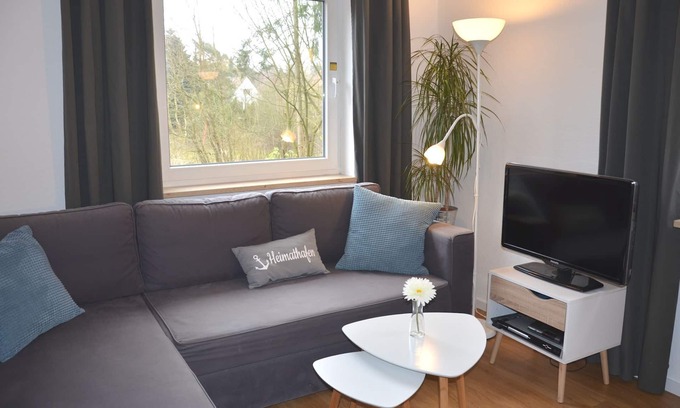 Russee - Hammer Apartment | anchorplatz-kiel - Apartment close to the center in Kiel-Hassee, quiet in the green