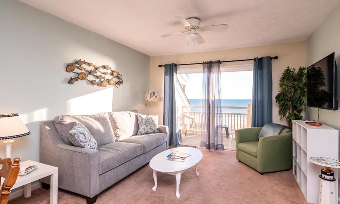 Long Beach House | Anchors Away