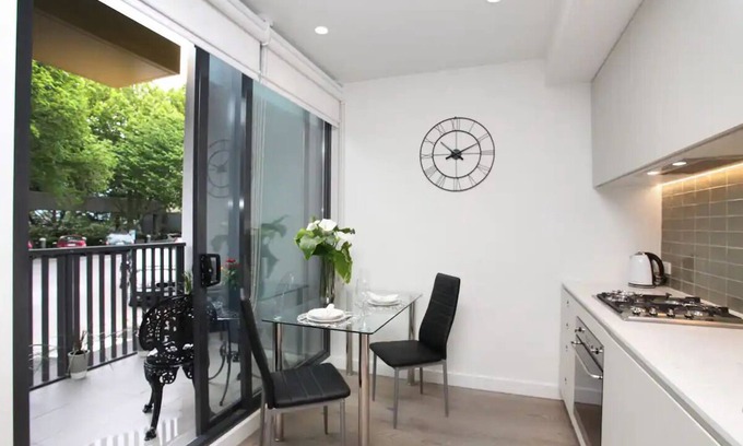 Melbourne Apartment | Anchors Down on Nelson