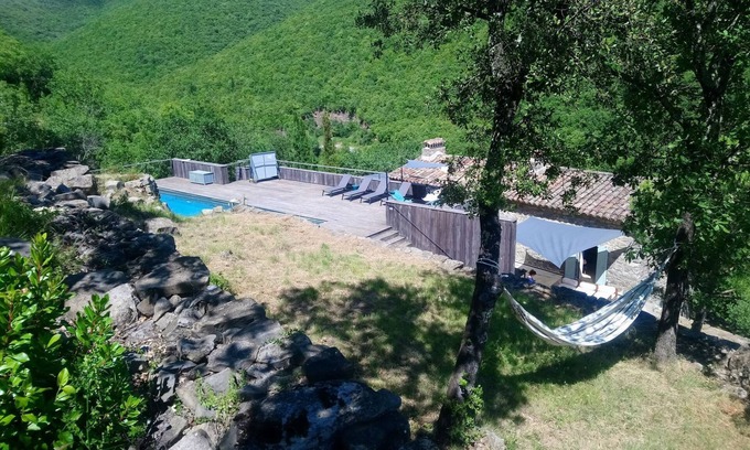 Saint-Hippolyte-du-Fort House | Ancient hermitage clinging to the mountain, swimming pool, magnificent view