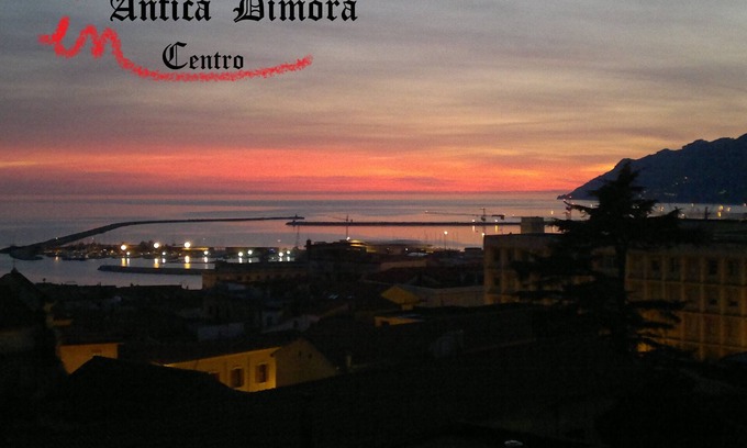 Historical Downtown Salerno Apartment | Ancient house in the center
