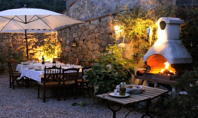 Guarguale House | Ancient stone house in the village