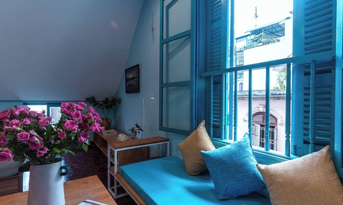 Yen Phu House | Ancient style villa, with garden, lots of trees, peaceful and airy.