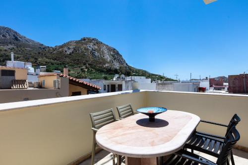 Lefkogeia Apartment | Andi Vacation Home