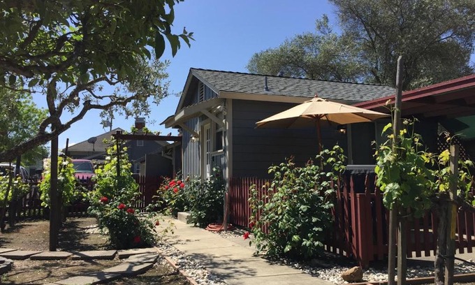 Sonoma House | Andrea's Hidden Cottage