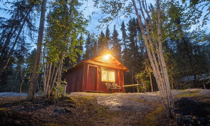 Fort Smith Cabin | Andrew Lake