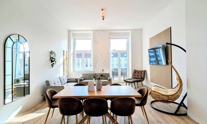 Kaiserslautern Apartment | ANDRiSS: XXL Loft - Workstations - Parking - Kitchen 101