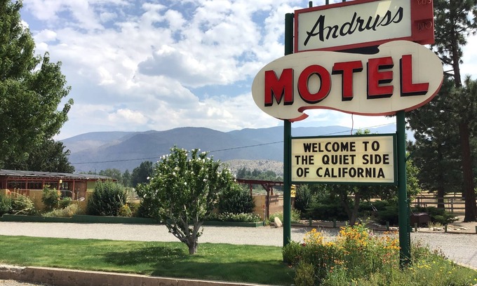 Walker Hotel | Andruss Motel
