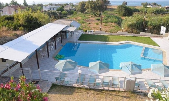Gerani Apartment | Andys Gardens Hotel We'll Make You Feel at Home Far Away From Home