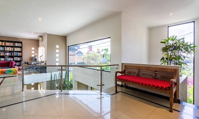 Imam Bonjol Villa | Anedda Mutiara Villa