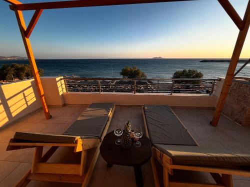 Kokinos Pirgos Villa | Anemona Villa