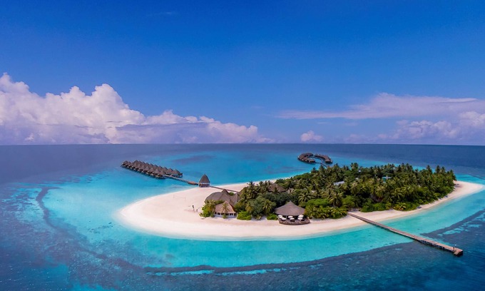 Angaga Hotel | Angaga Island Resort & Spa