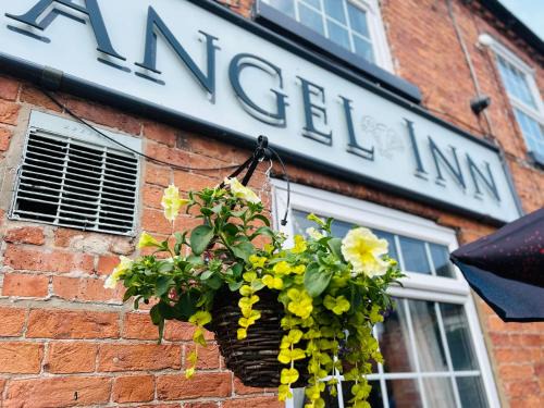 Bircotes Hotel | Angel Inn Misson