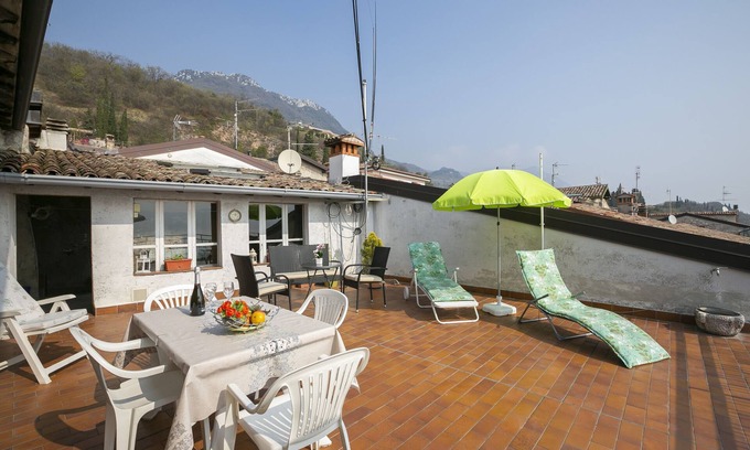 Cecina House | Angela -Terrace & beautiful View lake, Toscolano Maderno, Italy
