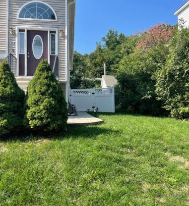 New Haven Apartment | Angelica peaceful place