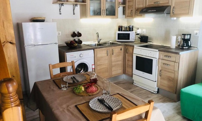 Paradisi Apartment | Angelos sofita house