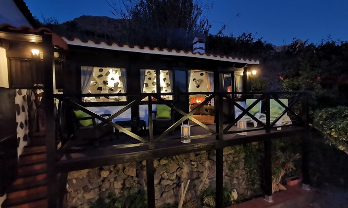 San Bartolome de Tirajana Cottage | Angels pathway The best place to relax and meet nature