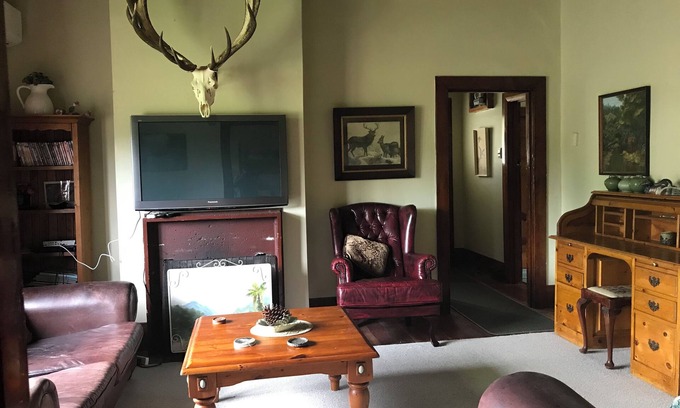 Manunui Cottage | Anglers Cottage adjacent to the Whanganui River. 50Kms to Ruapehu & Lake Taupo.