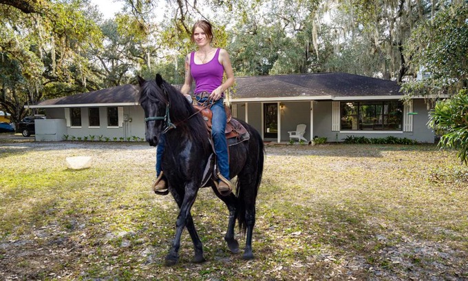 Venus House | Animal Lovers Farm