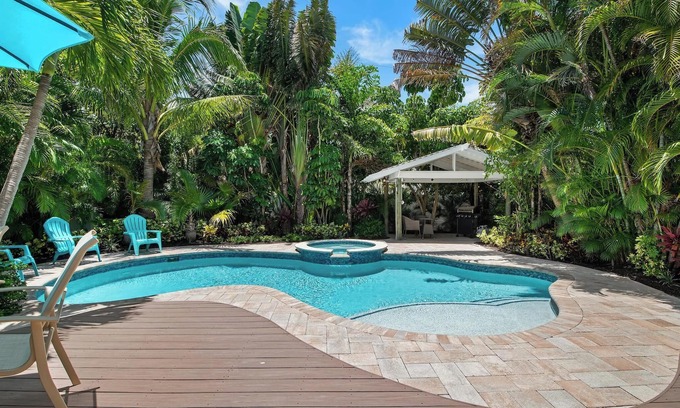 Anna Maria House | Anna Margaritas by Beach Boutique Rentals