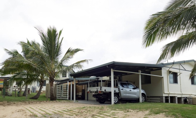 Happy Valley House | Annabell's Parker Place Fraser Island, centrally located for exploring Island.