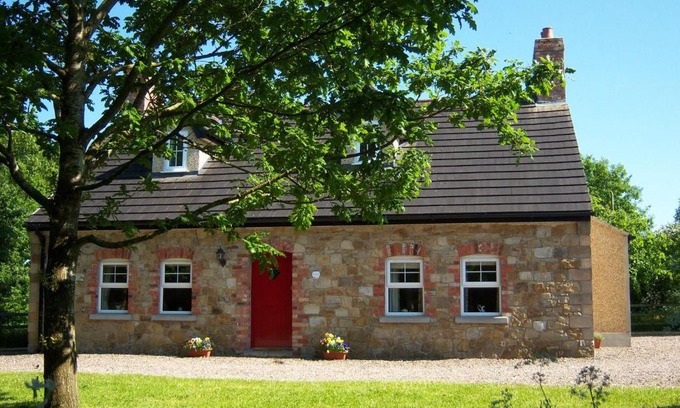 Magherafelt House | Annagh Cottage