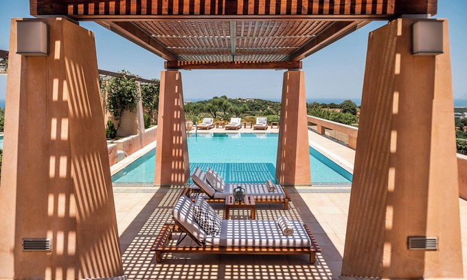 Kontomari Villa | ANNANIKO LUXURY VILLA SPACIOUS POOLS HOT TUBE