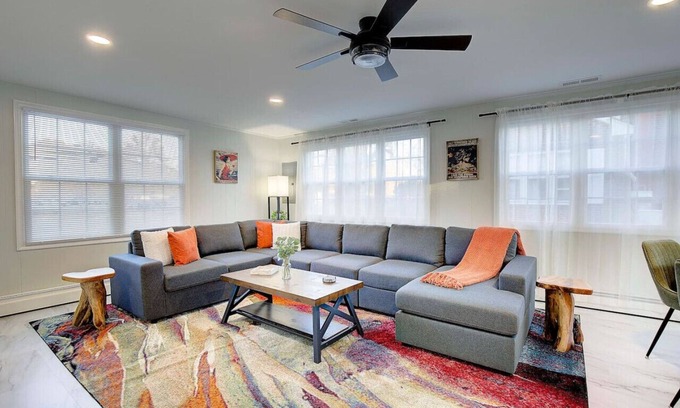 Leonardtown Apartment | Anne & Fred`s Leonardtown Home W/Arcade room!