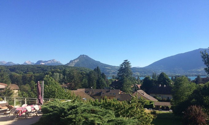 Menthon-Saint-Bernard House | Annecy, Menthon St Bernard, Beauregard Road