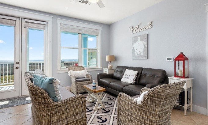 Red Fish Cove Condo | Annie Lee - Beach Front- Ocean Front - 2nd Floor