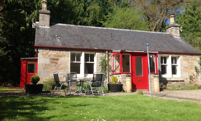 Pitlochry Cottage | Annslea Garden Cottage