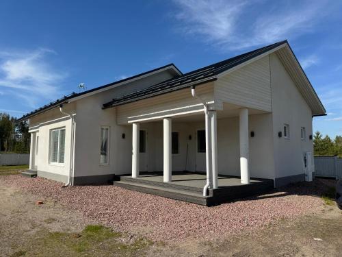 Pieksamaki Apartment | Anolanranta Beach House - Golf & Lake