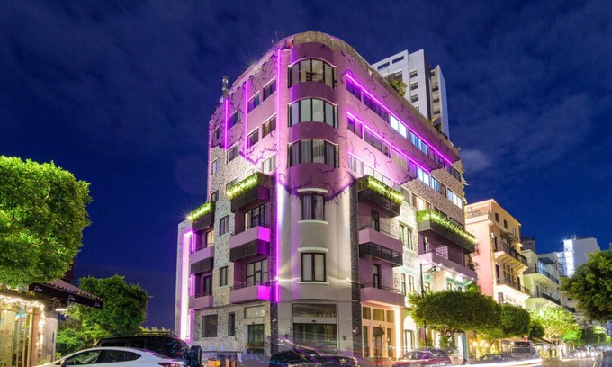 Gemmayzeh Apartment | Anoor 202 · Anoor Studio in Gemmayze W/Balcony & 24/7 Power