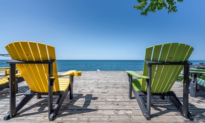 Leamington Cottage | Another Sunset by the Bay: Waterfront - 2-Bedroom
