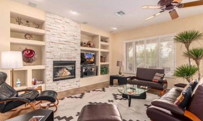 Anthem Country Club House | Anthem Country Club w/Spa Pool