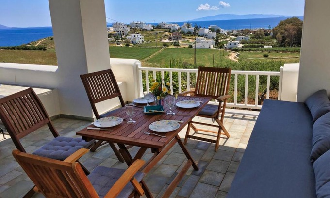 Piso Livadi House | Anthoula's Sea View Apartment