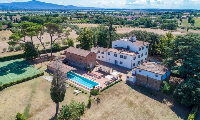Monte San Savino Villa | Antica Villa Merelli 24, Emma Villas