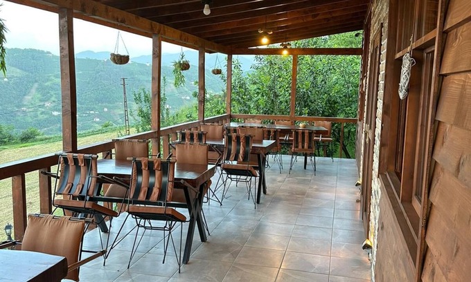 Akcaabat Hotel | Antik House Bungalov