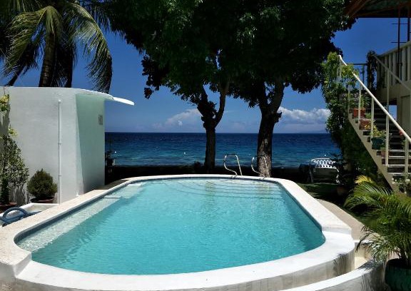 Oslob Resort | Anton's Beach Resort