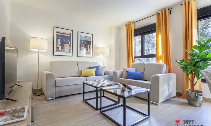 Atocha Apartment | Antonio Lopez VIII apartment in Madrid
