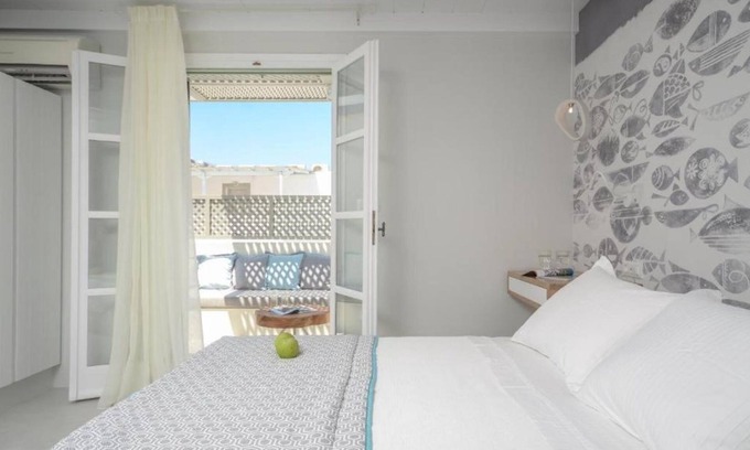 Old Town Naxos Hotel | Antony Suites Deluxe Double Room