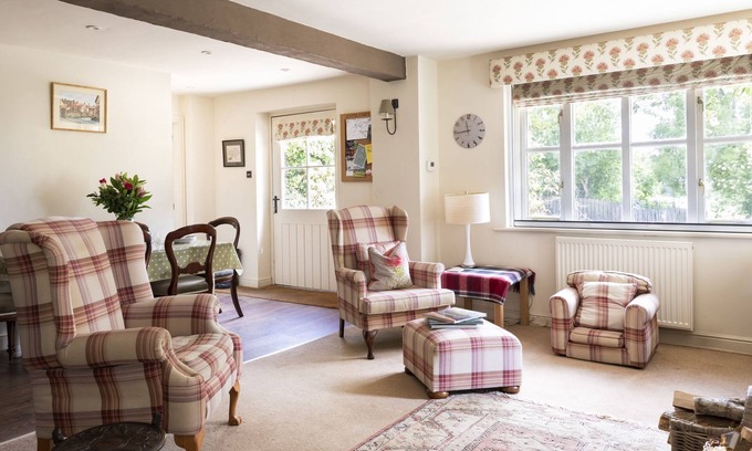 Kirkby Malzeard Cottage | ANVIL COTTAGE - dog friendly cottage set in the rolling North Yorkshire Hills