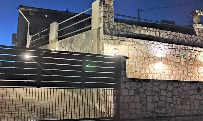 Loulos House | Aoria Traditional House
